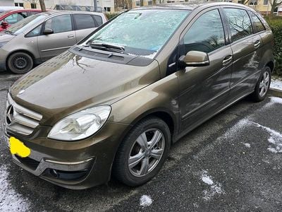 Braun Gebraucht 2008 Mercedes B170 Van / Kleinbus | 4.500 € (Fairer Preis)