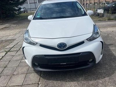 Toyota Prius+