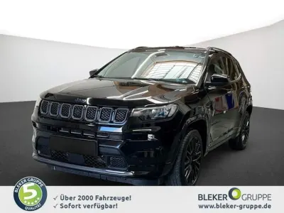Gebraucht Jeep Compass 241 PS (177 kW) 2022 Black clear coat SUV
