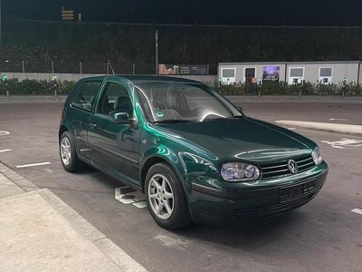 Gebraucht VW Golf IV 75 PS (55 kW) 1999 Grün Kleinwagen