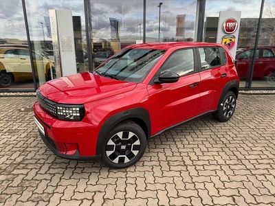 Neu Fiat Grande Panda Icon 101 PS (74 kW) 2026 Rot Kleinwagen