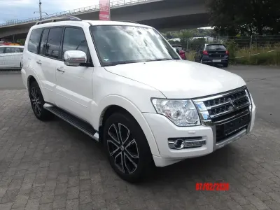 Gebraucht Mitsubishi Pajero Edition 190 PS (139 kW) 2018 Weiß SUV