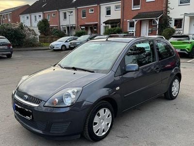 Gebraucht Ford Fiesta 60 PS (44 kW) 2008 Grau Kleinwagen