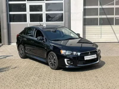 Gebraucht Mitsubishi Lancer Top 117 PS (86 kW) 2017 Pantherschwarz (p) Kleinwagen