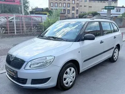 Gebraucht Skoda Fabia Cool Edition 69 PS (50 kW) 2010 Silber Kombi