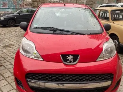 Occasion Peugeot 107 Urban Move 68 PK (50 kW) 2009 Rood Hatchback