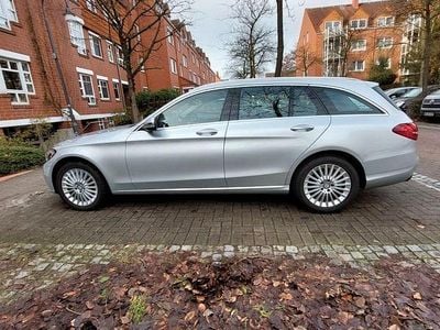 Gebraucht Mercedes C220 Exclusive 170 PS (125 kW) 2016 Silber Kombi