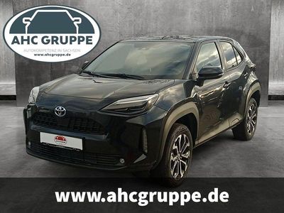 Neu Toyota Yaris Cross 131 PS (96 kW) 2025 Schwarz SUV