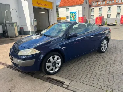 Gebraucht Renault Mégane Cabriolet Authentique 113 PS (83 kW) 2004 Blau Cabrio
