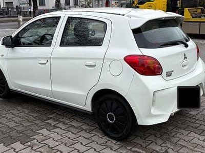 Gebraucht Mitsubishi Space Star Spirit 71 PS (52 kW) 2021 Weiß Kleinwagen