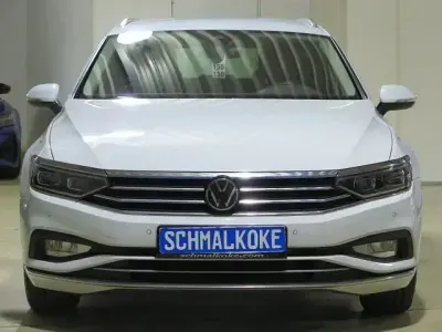 Usata VW Passat Elegance 150 CV (110 kW) 2024 Bianco Station wagon