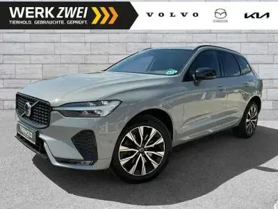 Gebraucht Volvo XC60 Plus 197 PS (144 kW) 2024 Vapour grey SUV