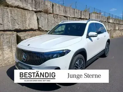 Gebraucht Mercedes EQB300 Electric Art 167 kW (228 PS) 2025 Unilack polarweiß SUV