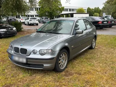 Gebraucht BMW 320 150 PS (110 kW) 2003 Grau Limousine