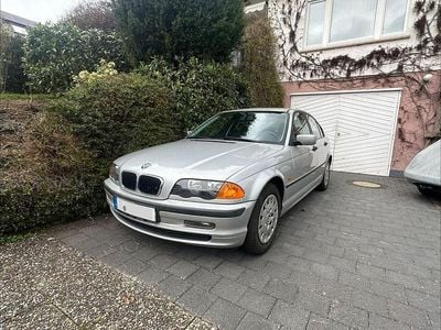 Second-hand BMW 316 105 CP (77 kW) 1999 Argintiu Berlinǎ