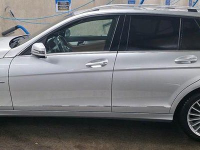 Silber Gebraucht 2012 Mercedes C250 Avantgarde Kombi | 8.200 € (Fairer Preis)
