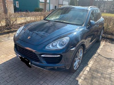 Blau Gebraucht 2011 Porsche Cayenne SUV | 21.990 € (Etwas zu teuer)