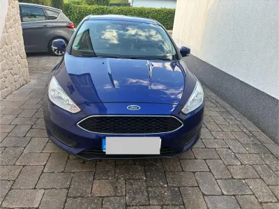 Gebraucht Ford Focus Trend 125 PS (91 kW) 2016 Limousine
