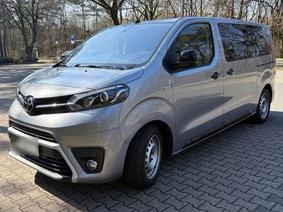 Gebraucht Toyota Proace Team 177 PS (130 kW) 2023 Grau Van / Kleinbus