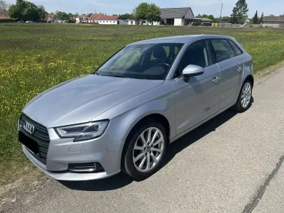 Używany Audi A3 Ambiente 150 KM (110 kW) 2018 Srebrny Sedan/Limuzyna