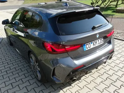 Gebraucht BMW M135 306 PS (225 kW) 2021 Mineralgrau metallic Kleinwagen