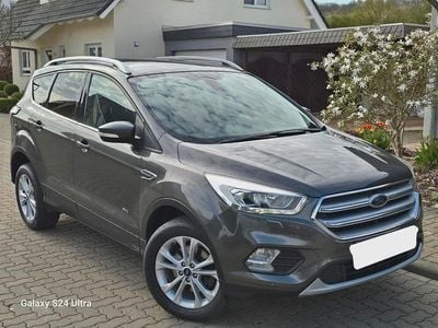Second-hand Ford Kuga Titanium 150 CP (110 kW) 2018 Gri SUV