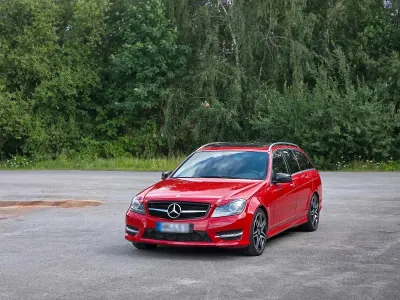 Gebraucht Mercedes C220 AMG 170 PS (125 kW) 2012 Rot Kombi