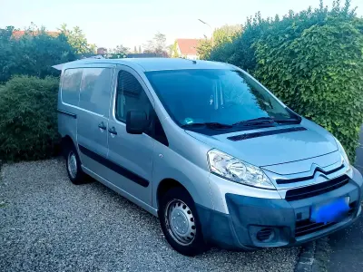 Gebraucht Citroën Jumpy 95 PS (69 kW) 2014 Silber Van / Kleinbus