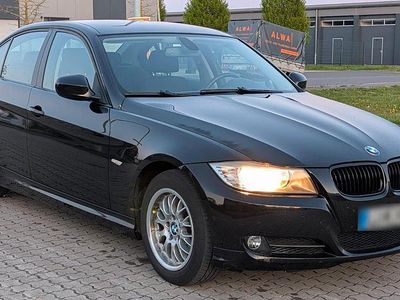 Second-hand BMW 318 143 CP (105 kW) 2009 Negru Berlinǎ