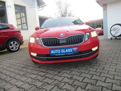 Rot Gebraucht 2017 Skoda Octavia Style Kombi | 15.550 € (Fairer Preis)