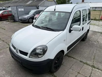 Gebraucht Renault Kangoo Expression 75 PS (55 kW) 2005 Ibisweiß Van / Kleinbus