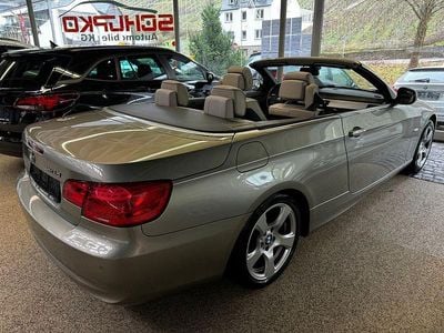 Gebraucht BMW 320 Cabriolet Comfort Edition 184 PS (135 kW) 2011 Platinbronze metallic Cabrio