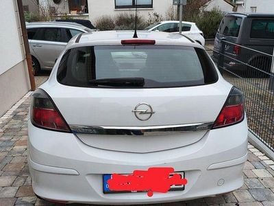 Gebraucht Opel Astra GTC Selection 90 PS (66 kW) 2009 Weiß Coupé