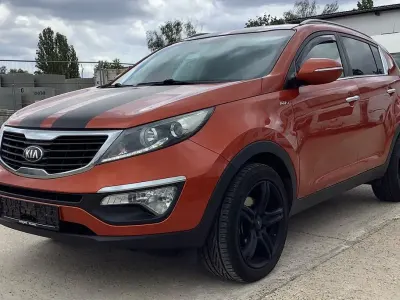 Gebraucht Kia Sportage Vision 136 PS (100 kW) 2013 Orange SUV