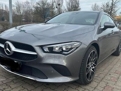 Gebraucht Mercedes CLA180 136 PS (100 kW) 2021 Grau Limousine