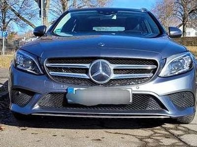 Gebraucht Mercedes C220 Avantgarde 194 PS (142 kW) 2019 Grau Kombi