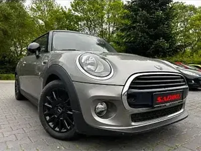 Używany Mini Cooper 136 KM (100 kW) 2017 Srebrny Hatchback
