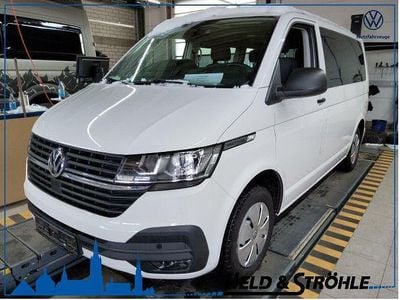 Gebraucht VW Multivan Family 150 PS (110 kW) 2022 Candyweiß Van