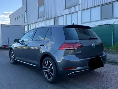 Gebraucht VW Golf VII IQ Drive 116 PS (85 kW) 2019 Grau Limousine