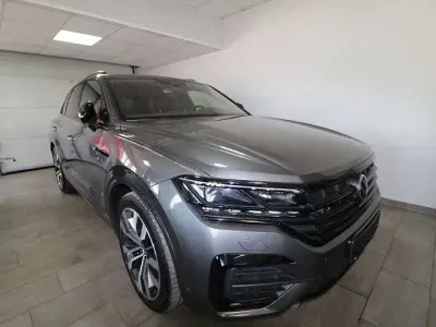 Gebraucht VW Touareg Style 286 PS (210 kW) 2023 Grau SUV