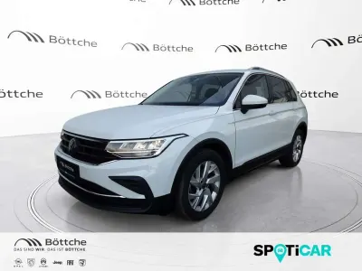 Gebraucht VW Tiguan Move 122 PS (89 kW) 2024 Pure white SUV