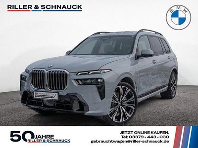 Gebraucht BMW X7 Sport Line 340 PS (250 kW) 2025 Grau SUV