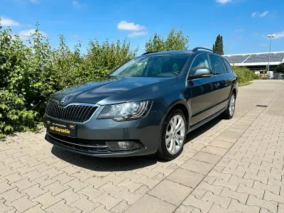Gebraucht Skoda Superb Exclusive 170 PS (125 kW) 2015 Grau Kombi