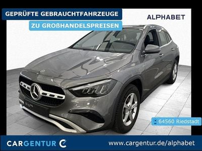 Gebraucht Mercedes GLA180 116 PS (85 kW) 2024 Mountaingrau SUV