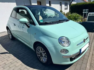 Gebraucht Fiat 500 Lounge 69 PS (50 kW) 2014 Colore esterno lattementa grün Kleinwagen