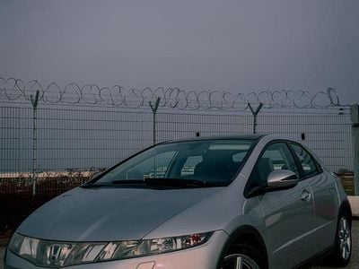 Gebraucht Honda Civic 140 PS (102 kW) 2007 Grau Kleinwagen