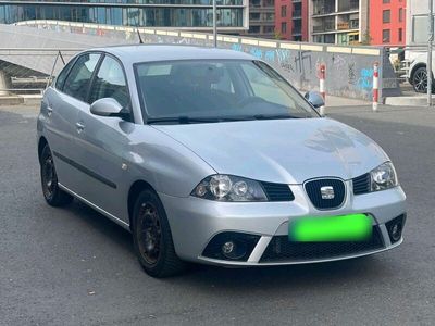 gebraucht Seat Ibiza aus 1.Hand, mit TÜV, Scheckheft, 8 Reifen