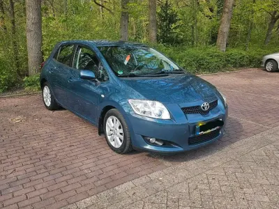 Usata Toyota Auris 126 CV (92 kW) 2008 Blu Utilitaria
