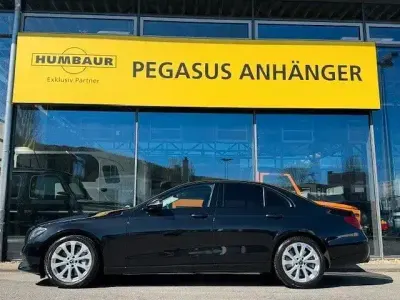 Gebraucht Mercedes E400 Avantgarde 333 PS (244 kW) 2018 Schwarz Limousine