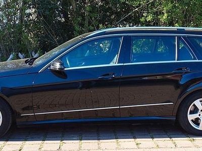 Mercedes E200